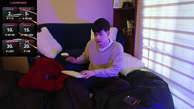 Snapshot of tightncuteass chatting on 02.18.26 tightncuteass online show from 02.18.26