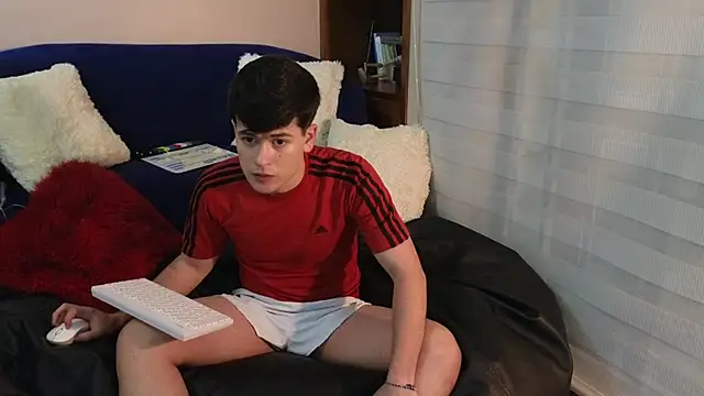 Snapshot of tightncuteass chatting on 02.24.26 tightncuteass online show from 02.24.26