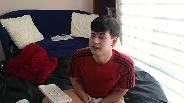 Snapshot of tightncuteass chatting on 02.27.26 tightncuteass online show from 02.27.26