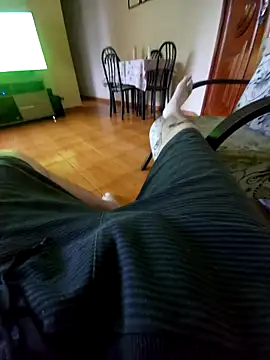 Snapshot of RoddieX chatting on 11.23.25 RoddieX online show from 11.23.25