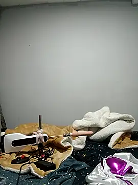 ZARAY 1118 online show from 04.08.26