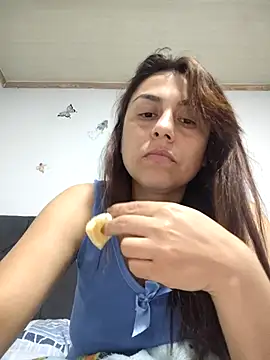 vanessa-titisM online show from 04.10.26