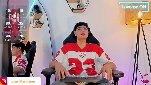 Snapshot of Im_Juaniito chatting on 09.26.25 Im Juaniito online show from 09.26.25