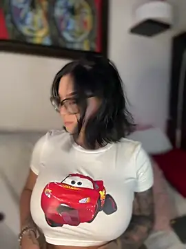 GabyMejiaa online show from 12.03.25