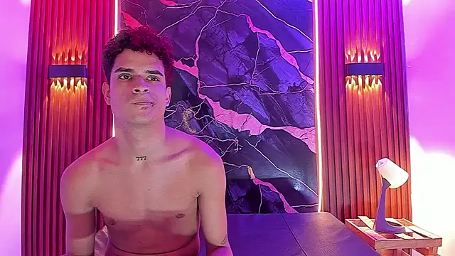 Snapshot of Lucky_boys__X chatting on 10.06.25 Lucky boys X online show from 10.06.25