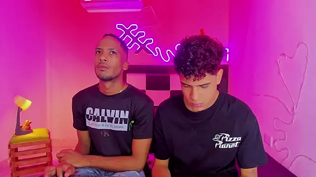 Snapshot of Lucky_boys__X chatting on 10.26.25 Lucky boys X online show from 10.26.25