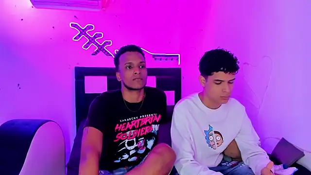 Snapshot of Lucky_boys__X chatting on 11.04.25 Lucky boys X online show from 11.04.25