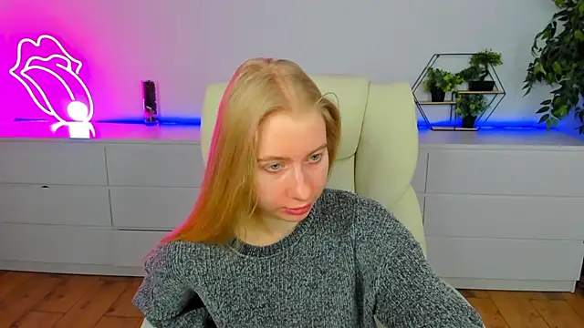 Alina Blonde online show from 02.03.26