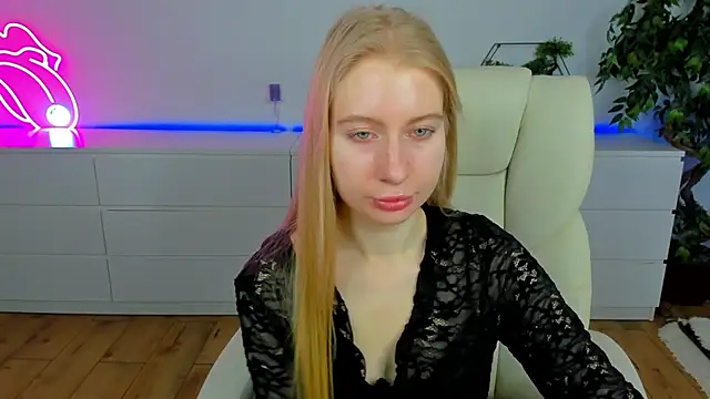 Alina Blonde online show from 03.14.26