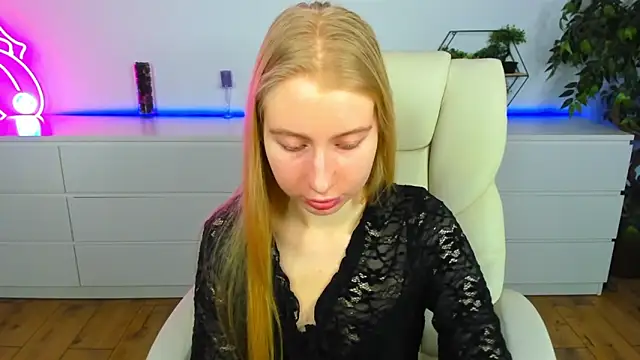 Alina Blonde online show from 03.19.26