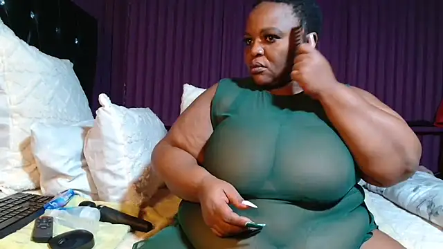 Snapshot of Bustyboobs02xx chatting on 07.26.26 Bustyboobs02xx online show from 07.26.26