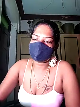 Snapshot of Tamil_Kavitha chatting on 07.19.26 Tamil Kavitha online show from 07.19.26