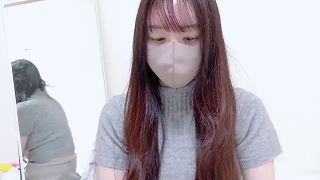  Mia land  online show from 03.31.26