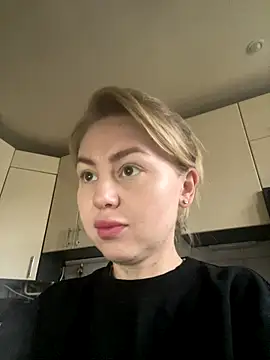 MartaLuna  online show from 11.09.25