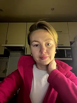 MartaLuna  online show from 01.09.26