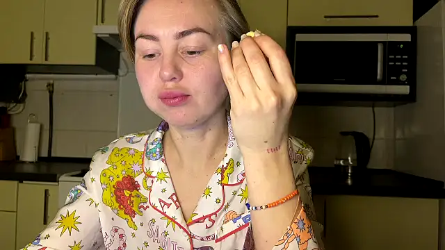 MartaLuna  online show from 03.23.26