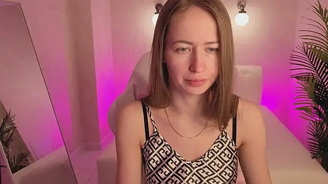 Snapshot of bella_li__ chatting on 01.17.26 bella li online show from 01.17.26