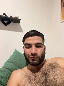 Snapshot of juan_hairy chatting on 09.19.25 juan hairy online show from 09.19.25