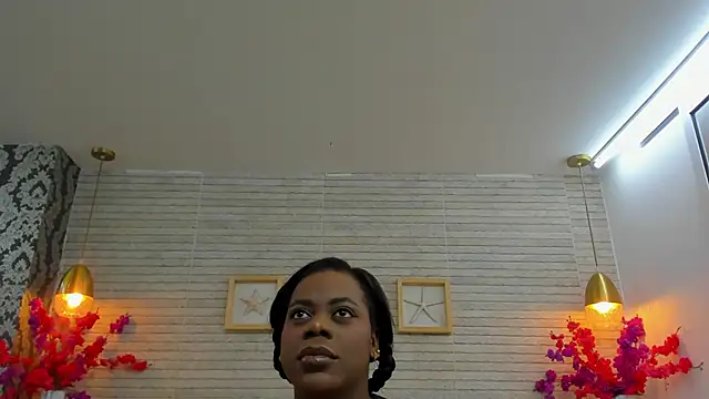 AliceVegga online show from 12.03.25