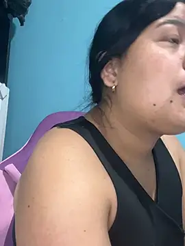 Snapshot of April_Becker chatting on 06.07.26 April Becker online show from 06.07.26