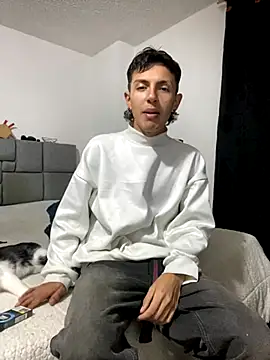 NaytonFreeman online show from 09.27.25