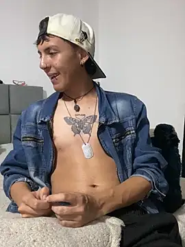 NaytonFreeman online show from 10.03.25