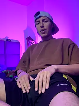 NaytonFreeman online show from 11.14.25