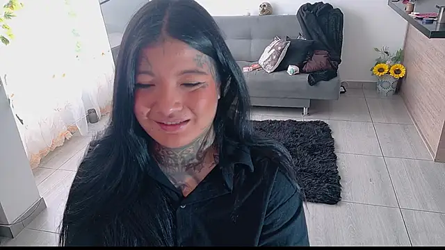 Unatatuada online show from 09.18.25