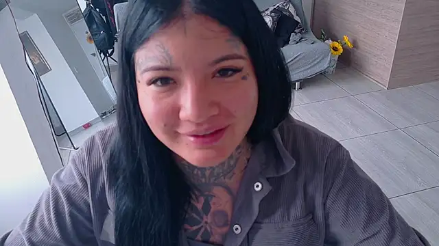 Unatatuada online show from 10.11.25