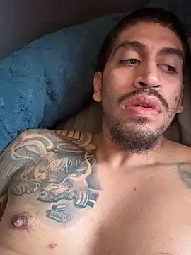 Snapshot of busnfatnutsLildee chatting on 11.07.25 busnfatnutsLildee online show from 11.07.25