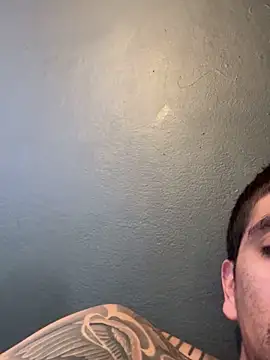 Snapshot of busnfatnutsLildee chatting on 11.11.25 busnfatnutsLildee online show from 11.11.25