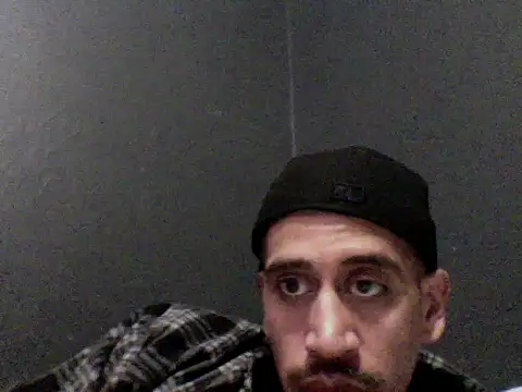 Snapshot of busnfatnutsLildee chatting on 11.27.25 busnfatnutsLildee online show from 11.27.25