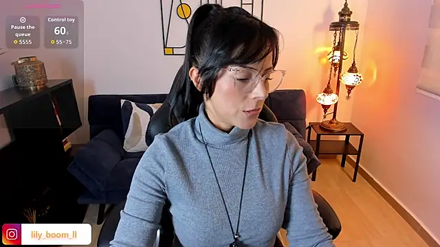 Lyliboomm online show from 11.10.25