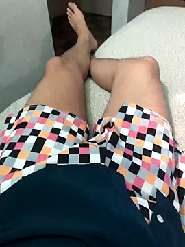 Snapshot of Jonpideme chatting on 11.04.25 Jonpideme online show from 11.04.25