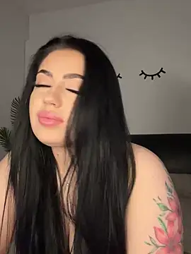 Snapshot of Andrestarr chatting on 03.07.25 Andrestarr online show from 03.07.25