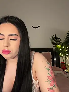 Snapshot of Andrestarr chatting on 11.22.25 Andrestarr online show from 11.22.25