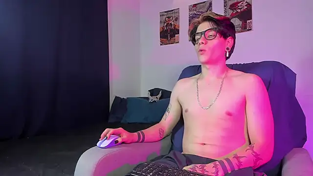 Snapshot of Jerry_Cole chatting on 10.01.25 Jerry Cole online show from 10.01.25