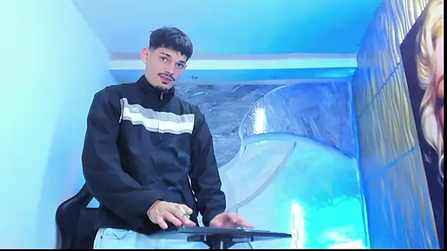 Iam Steven online show from 02.02.26