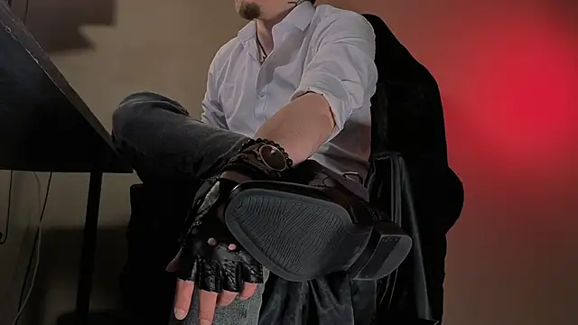 Vincent Hardman online show from 02.14.26