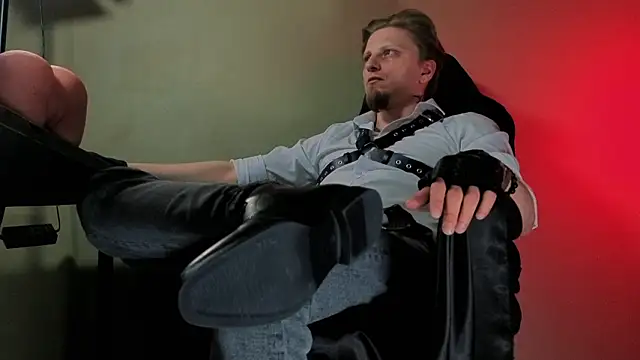 Vincent Hardman online show from 03.10.26