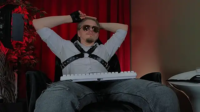 Vincent Hardman online show from 04.11.26