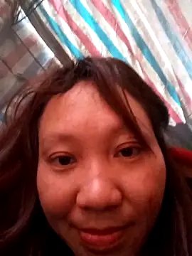 Snapshot of bonnie-00 chatting on 04.27.26 bonnie-00 online show from 04.27.26
