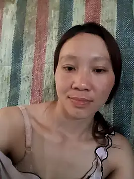 Snapshot of bonnie-00 chatting on 05.07.26 bonnie-00 online show from 05.07.26