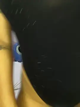 karolaalcendra online show from 04.02.26