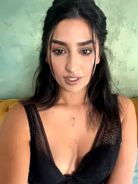 Snapshot of Mia_spicyy chatting on 10.26.25 Mia spicyy online show from 10.26.25