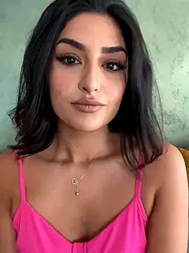 Snapshot of Mia_spicyy chatting on 10.29.25 Mia spicyy online show from 10.29.25