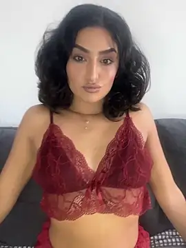 Snapshot of Mia_spicyy chatting on 11.13.25 Mia spicyy online show from 11.13.25