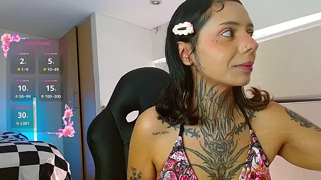 KoraRousee online show from 12.18.25