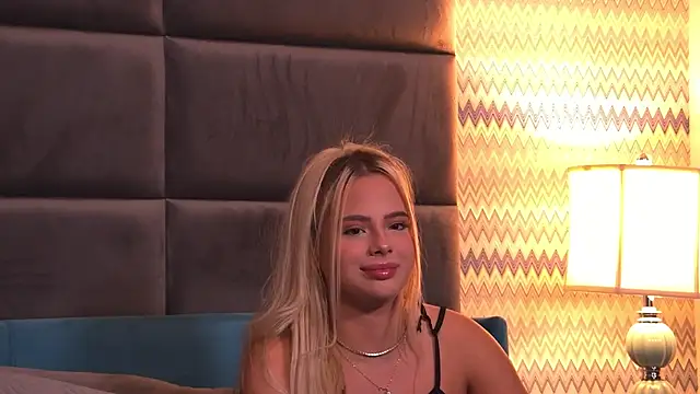 YssabelFox online show from 10.07.25