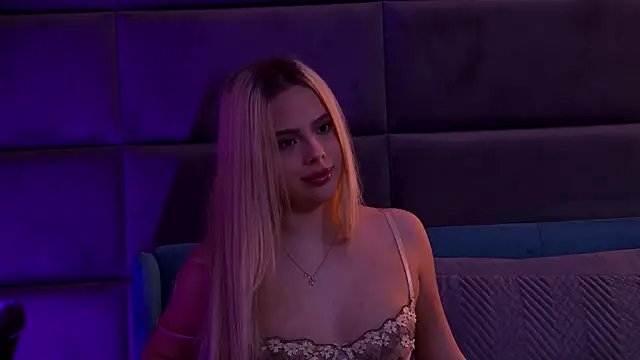 YssabelFox online show from 11.16.25